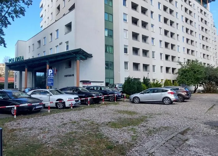 Sympatia Etna Polonia 718 * Колобжег